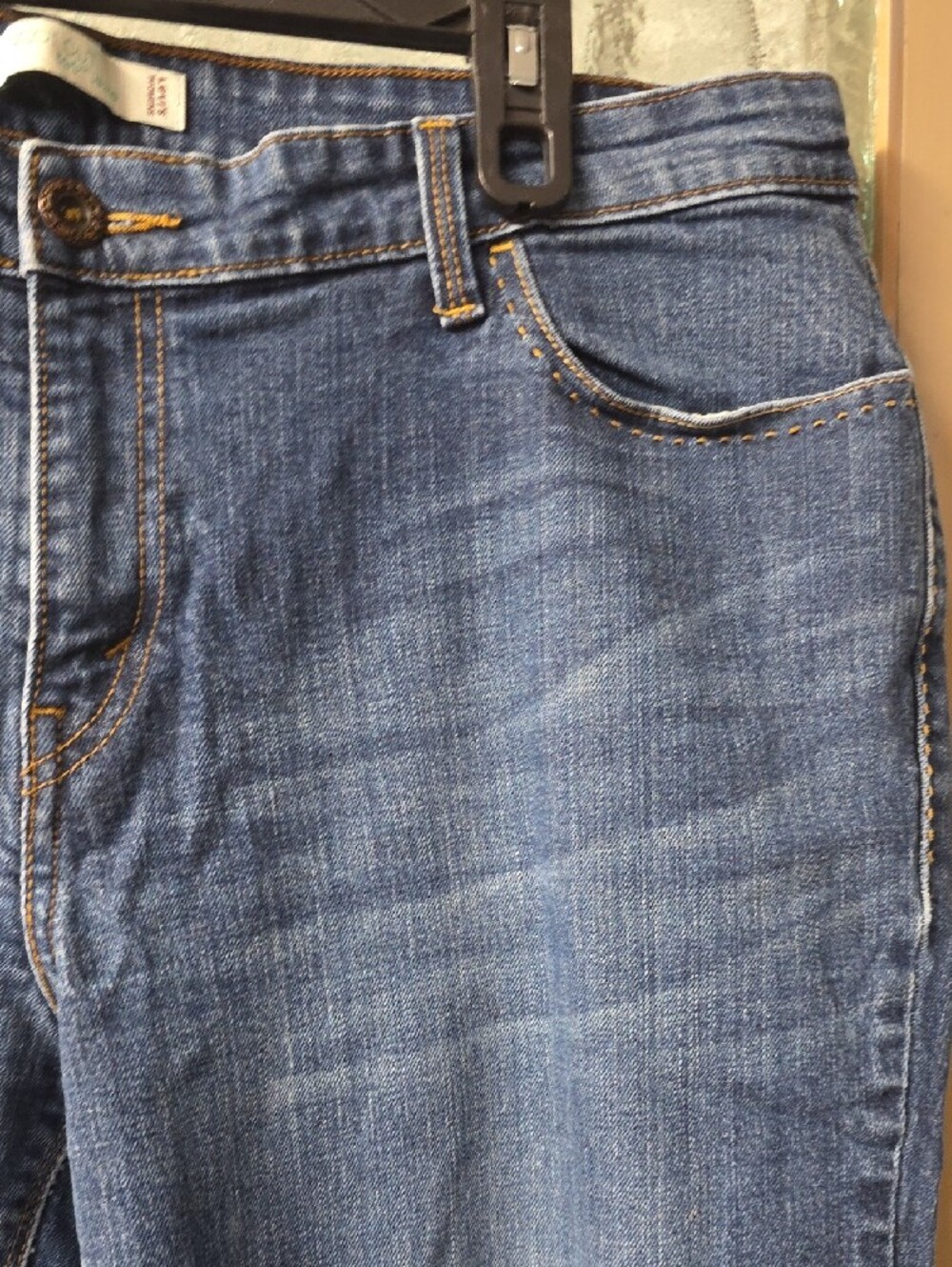 Vintage Levi's Y2K 590 Bootcut In Medium Wash Denim with Gold Stitching - Picture 5 of 14